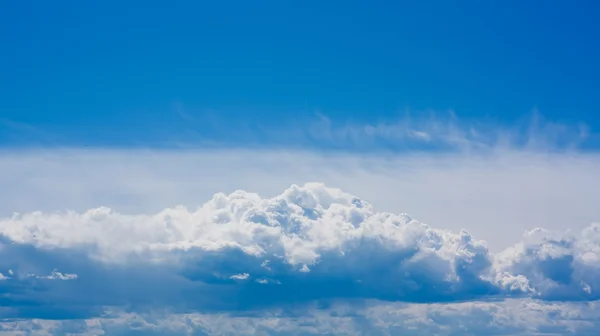 Sluit glanzende wolken — Stockfoto