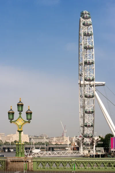 Millenium wheel. Londra, İngiltere — Stok fotoğraf