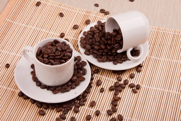 Cups with coffe grains — Stock Photo, Image