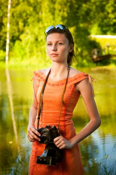 Porträt eines Mädchens in den Sommerferien — Stockfoto