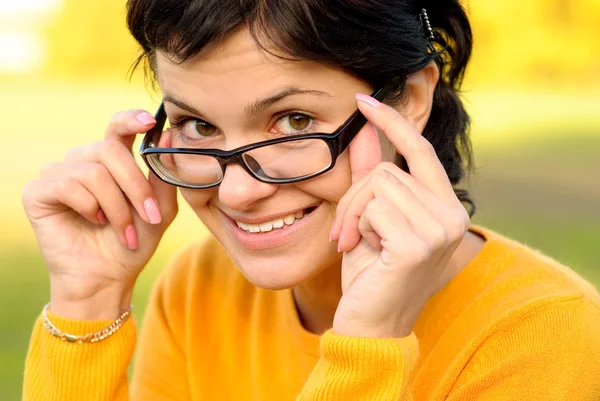 Retrato de menina em óculos — Fotografia de Stock