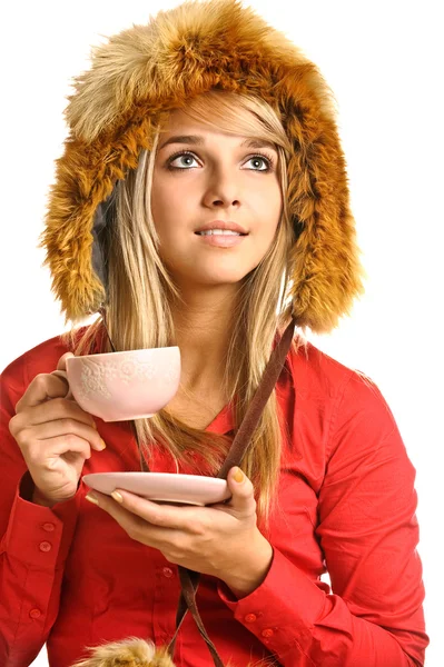 Blondynka pije gorącą herbatę — Zdjęcie stockowe