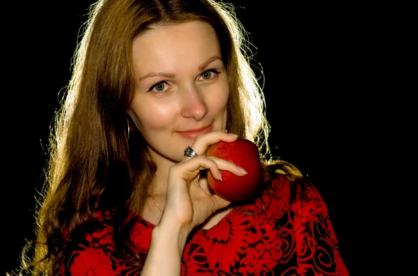 Portret kobiety z jabłkiem. — Zdjęcie stockowe