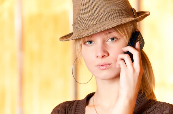Blonde with cellular telephone — Stock Photo, Image