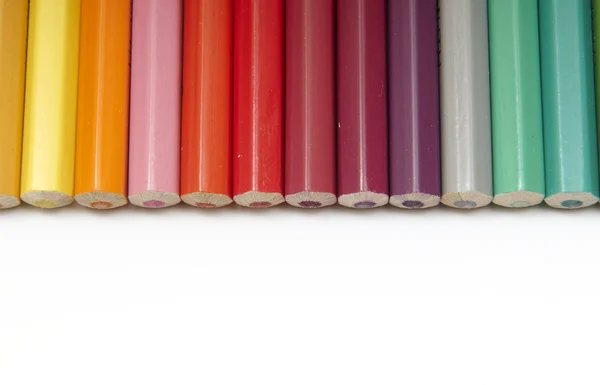 Набір кольорових олівців, білий фон — стокове фото