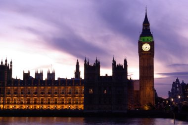 Big Ben'e ve Parlamento