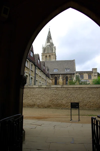 La entrada en uno de los colledges de Oxford —  Fotos de Stock