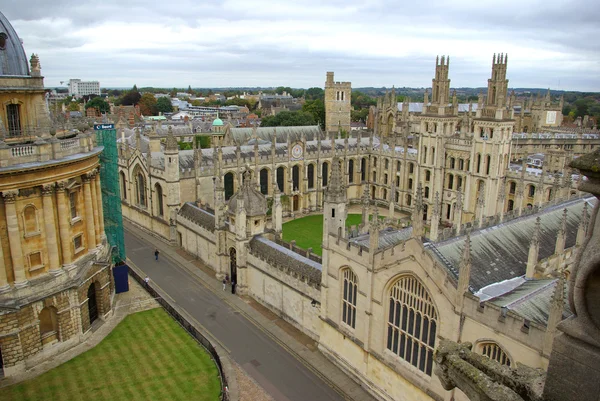 Radcliffe Camera och All Souls College — Stockfoto