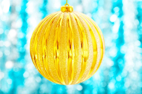 A grande bola de Natal — Fotografia de Stock