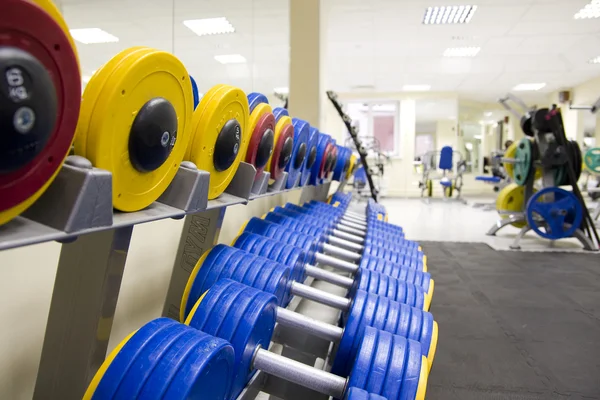 Dumbbells in fitness club — Stock Photo, Image