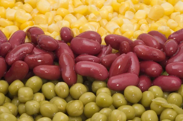 Grüne Erbsen mit Haricot und Mais — Stockfoto