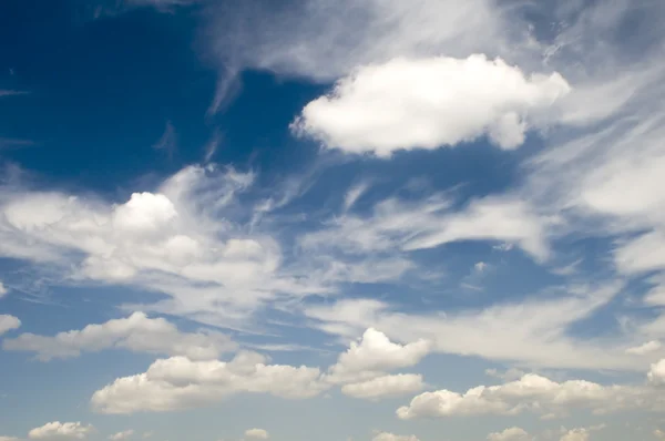 Кольорові хмари — стокове фото