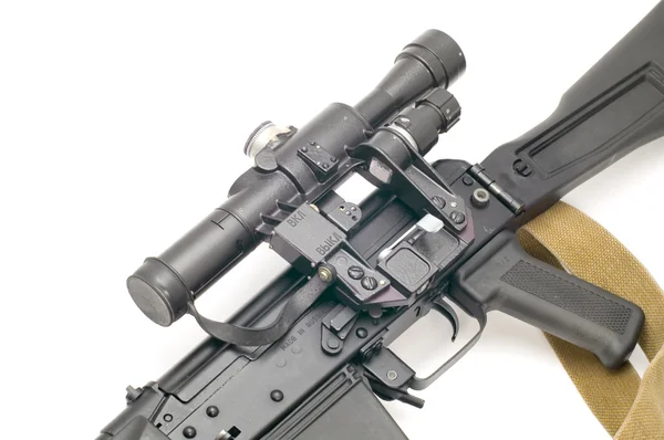 Мисливська гвинтівка з оптикою — стокове фото