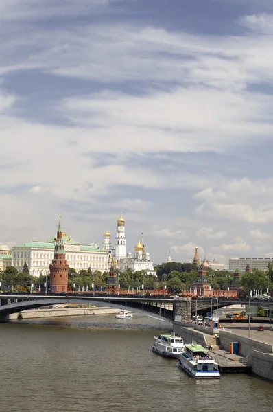 Kreml a Moskva řeka — Stock fotografie