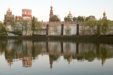gün manastırda Novo-devichiy