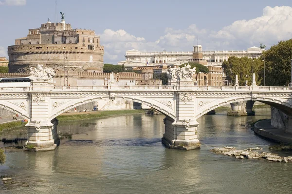 Bridge and Castle Sant Angelo in Rome — Stock Photo, Image