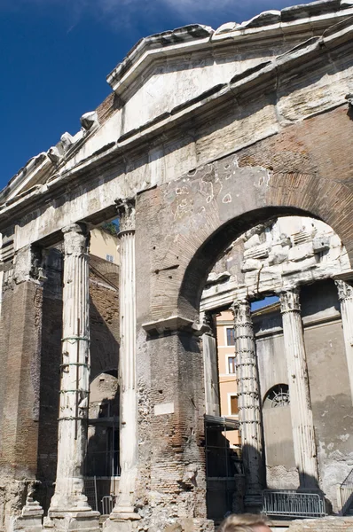 Bâtir sur le forum romain — Photo