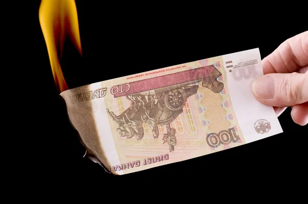燃える紙の通貨のマクロ — ストック写真