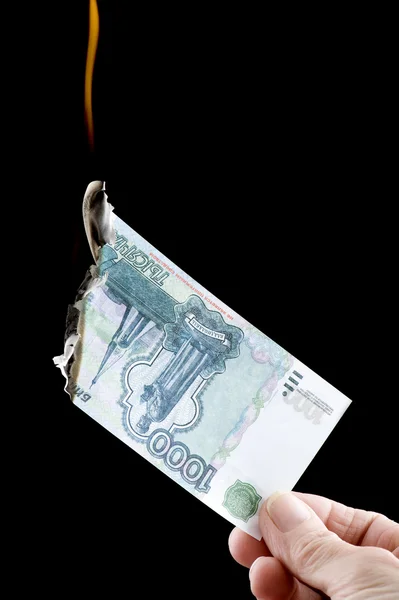 燃える紙の通貨 — ストック写真