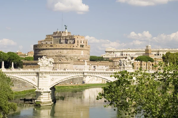 Castelo Santo Ângelo na cidade de Roma — Fotografia de Stock