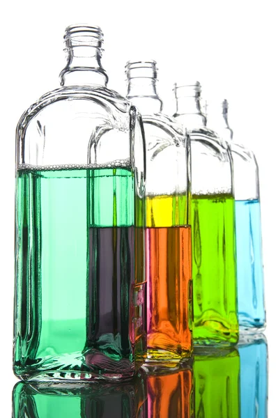彩色的瓶液体宏 — 图库照片