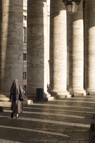Colonna di Piazza San Pietro — Foto Stock
