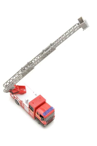 Пожарная машина на белом фоне — стоковое фото
