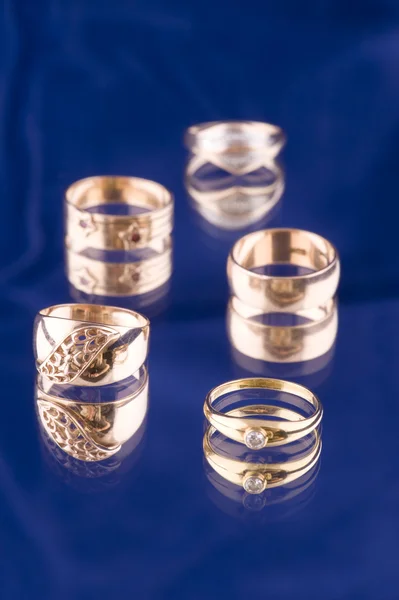 Χρυσά δαχτυλίδια μακρο — Φωτογραφία Αρχείου