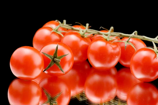 Rijpe tomaat close-up — Stockfoto