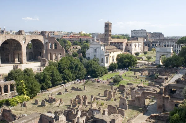 Romeinse forum en het Colosseum — Stockfoto