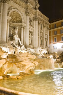 Trevi fountain close up clipart