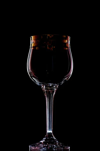 Bicchiere da vino su nero — Foto Stock