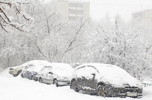 Vinter parkering — Stockfoto