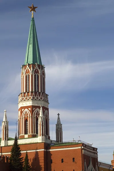 Věž moskevského Kremlu zblízka — Stock fotografie