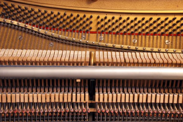 Im Inneren des Klaviers — Stockfoto