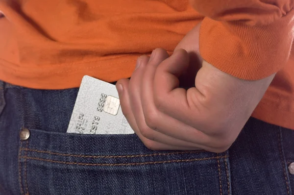 Karta kredytowa w tylnej kieszeni — Zdjęcie stockowe