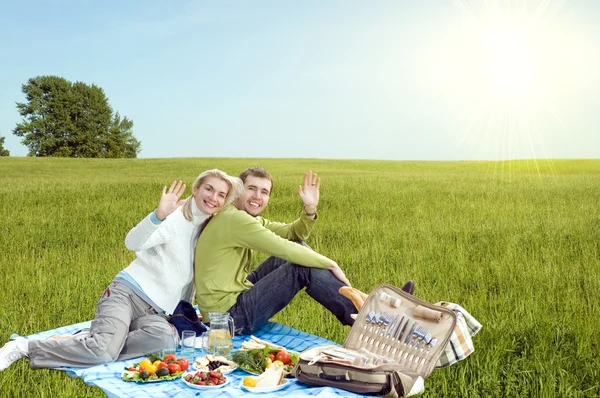 Çift piknik — Stok fotoğraf