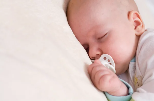 Pacífico durmiendo hermoso bebé —  Fotos de Stock