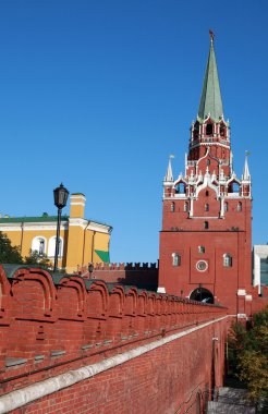 Gökyüzü arka planında Kremlin kulesi