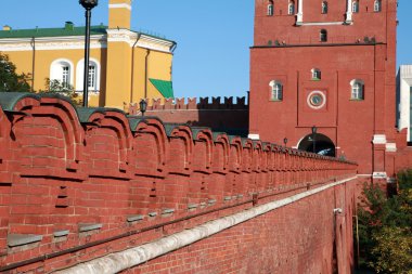 Gökyüzü arka planında Kremlin kulesi