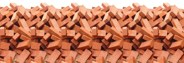 Heap de tijolo vermelho isolado — Fotografia de Stock