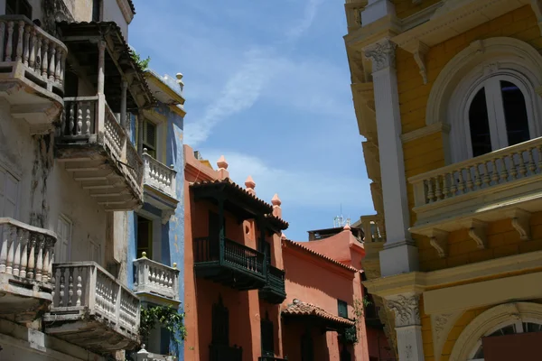 Kolorowe budynki w cartagena — Zdjęcie stockowe