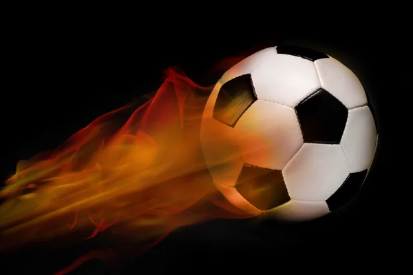 Fotboll i brand. — Stockfoto