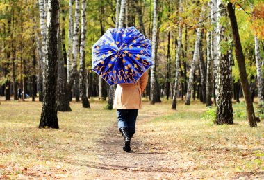 umbrella ile kadınlardan