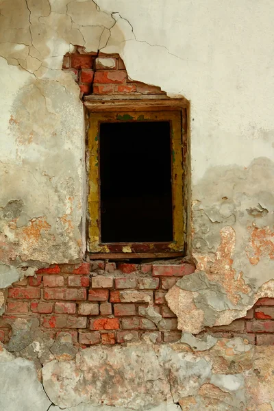 古い壁の窓 — ストック写真