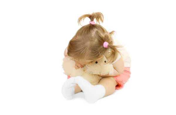Mała dziewczynka z zabawkami Miś — Zdjęcie stockowe