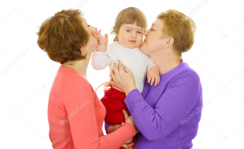 Small baby with mother and grandmother i