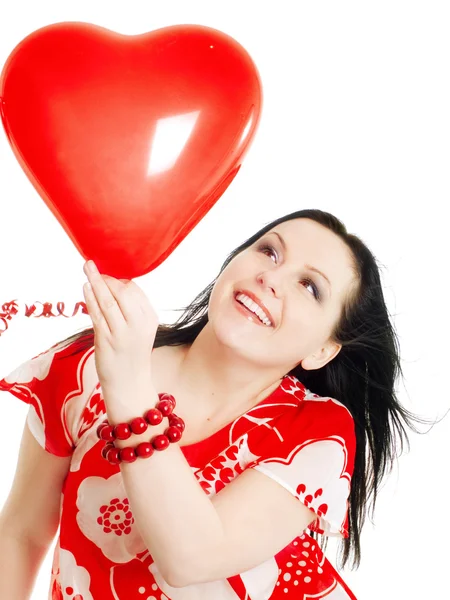 Femme souriante tenant valentine coeur ba — Photo