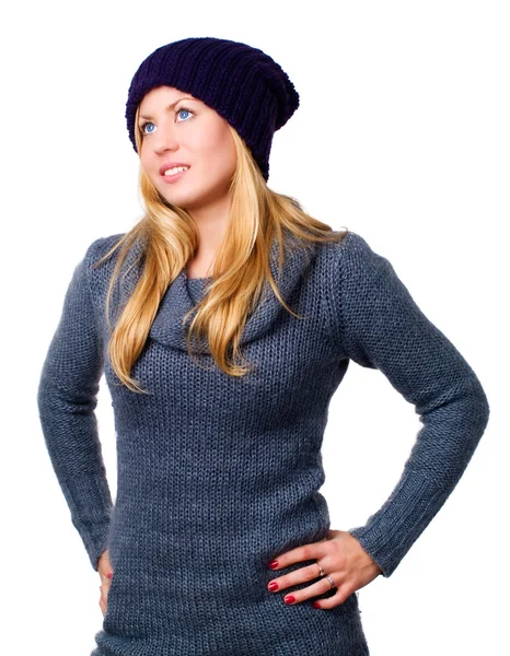 Usmívající se žena v zimní oblečení — Stock fotografie