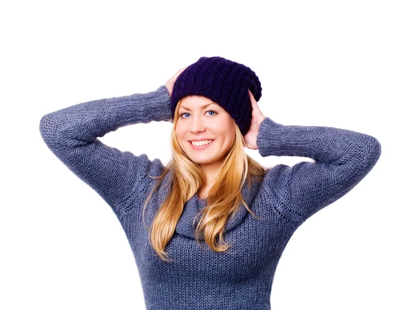 冬の服の女性の笑みを浮かべてください。 — ストック写真